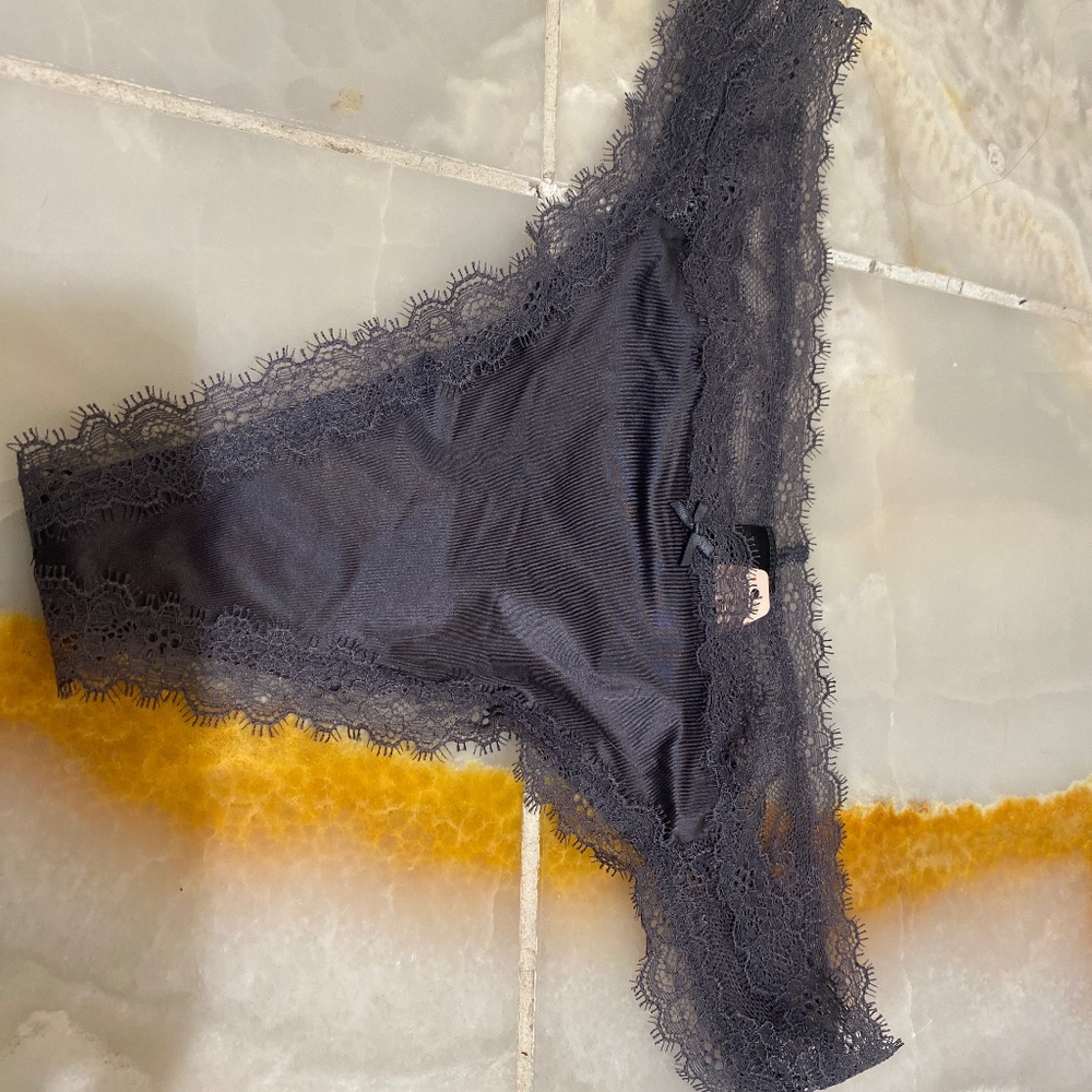NEW Victoria secret gray lace thong panty M/M